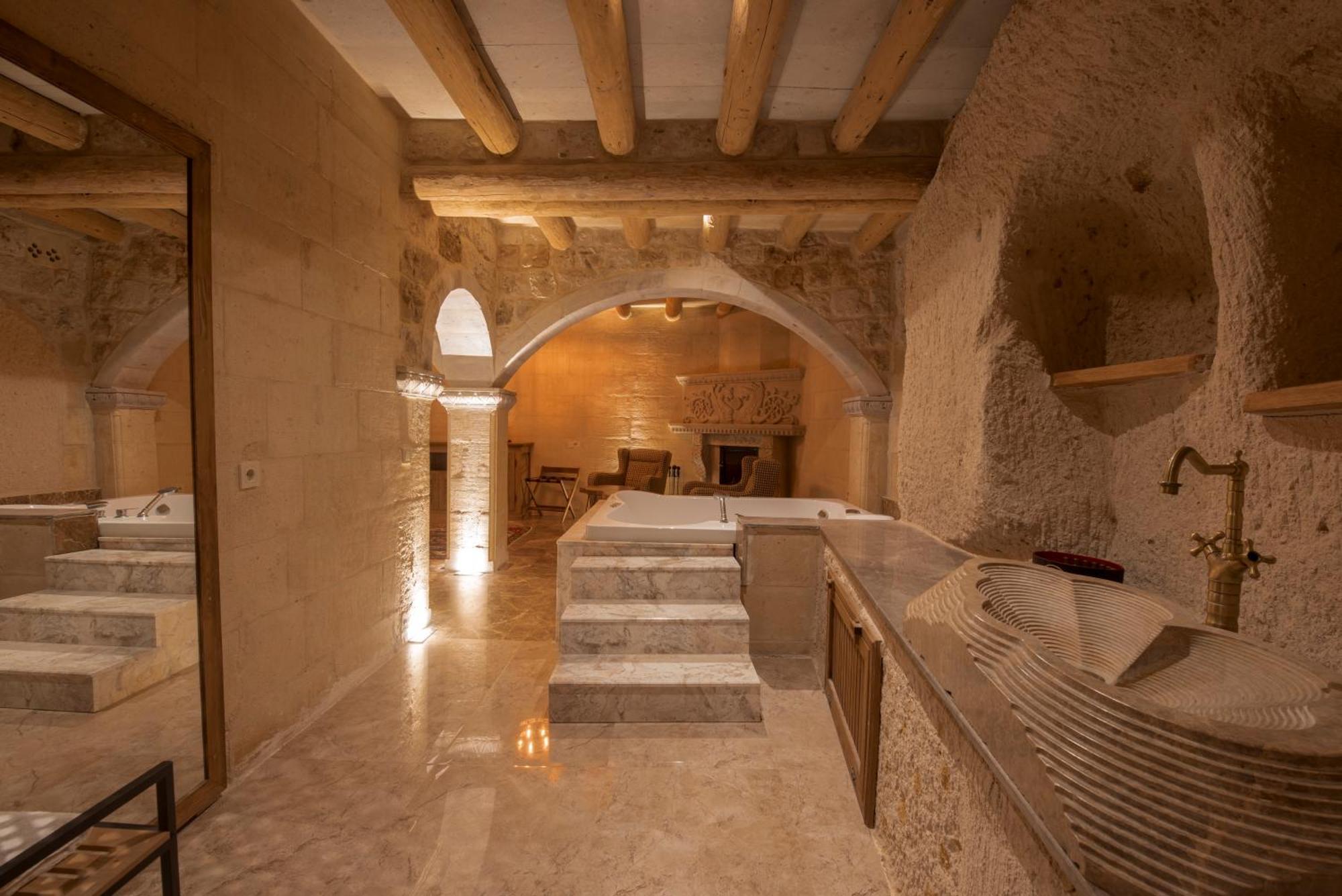 Harem Suites Cappadocia 우치사르 외부 사진